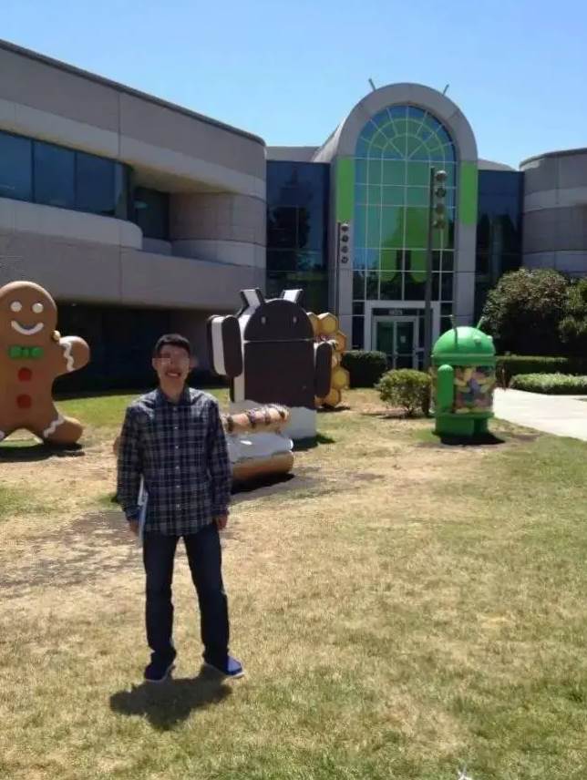小飛機墜毀，高材生從9000公尺跳下失聯，1年後找到時父母竟拒領遺體