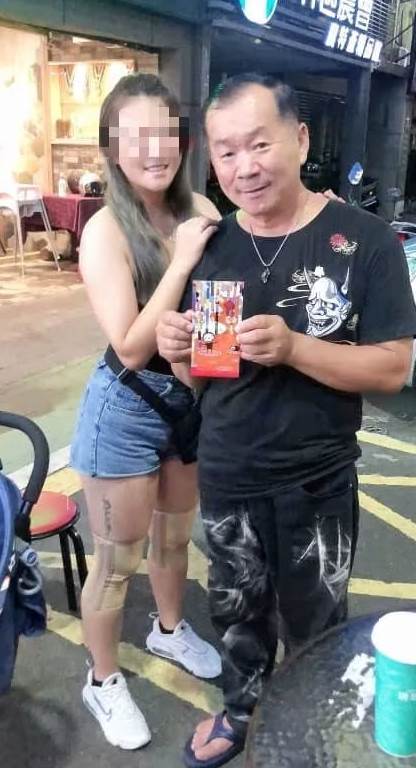 郭主義喪女後曾獨自開車上山，妻子一句話把他拉回來，背後的痛讓人鼻酸
