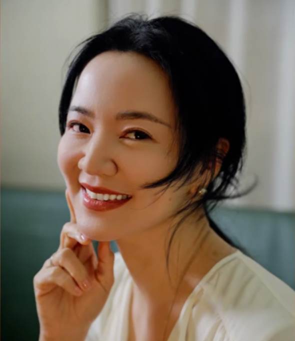 阿雅事業巔峰突然離開螢光幕15個月,女兒近況曝光,她真正想找回的竟是自己