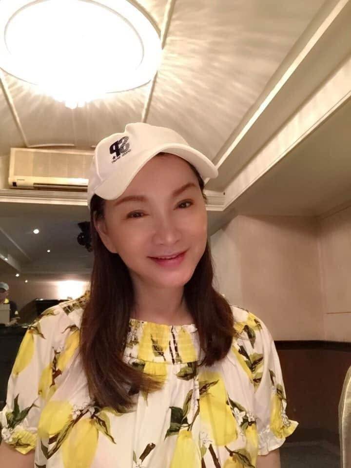 67歲張瓊姿婚姻風波重提，車內80分鐘後一句話止住傳聞