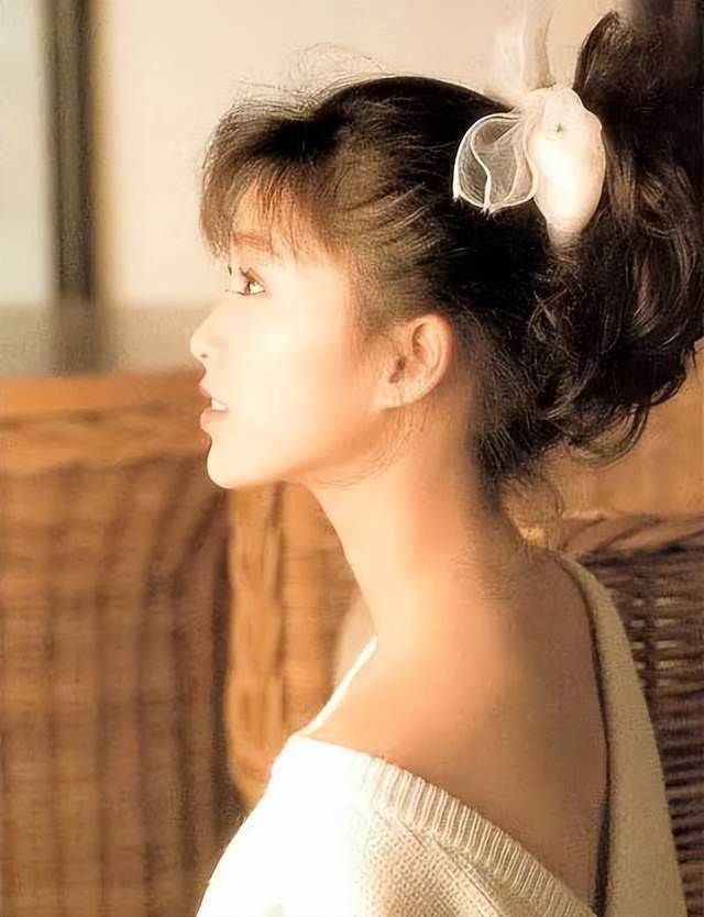 「丈夫被捕後她突然失蹤」54歲酒井法子往事再被翻出，孩子交給誰照顧成最大疑團 圖5