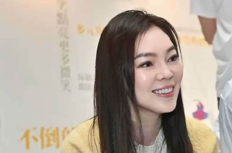 曾馨瑩公開活動照片