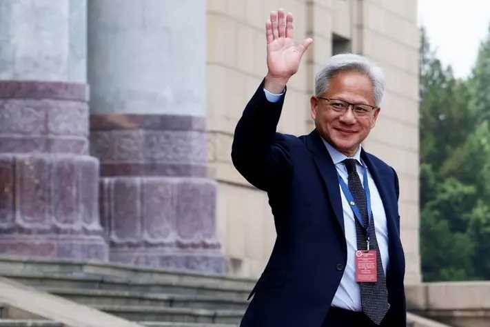 年薪破3千萬的黃仁勳千金,當年卻放棄電機申請,父親只說了一句話 圖片