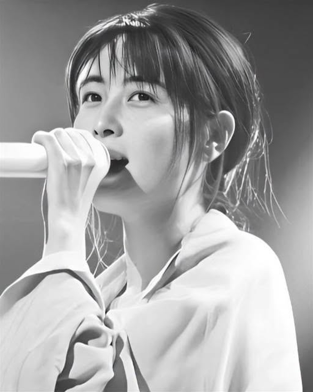 坂井泉水 40 歲離世,公開亮相僅 7 次,留下的歌聲為何成了幾代人的青春記憶