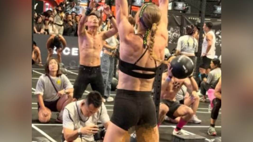 高強度賽事突發生理意外,女選手仍拚完 8 輪奪分組第一,後續爭議一次曝光 原文圖片 2