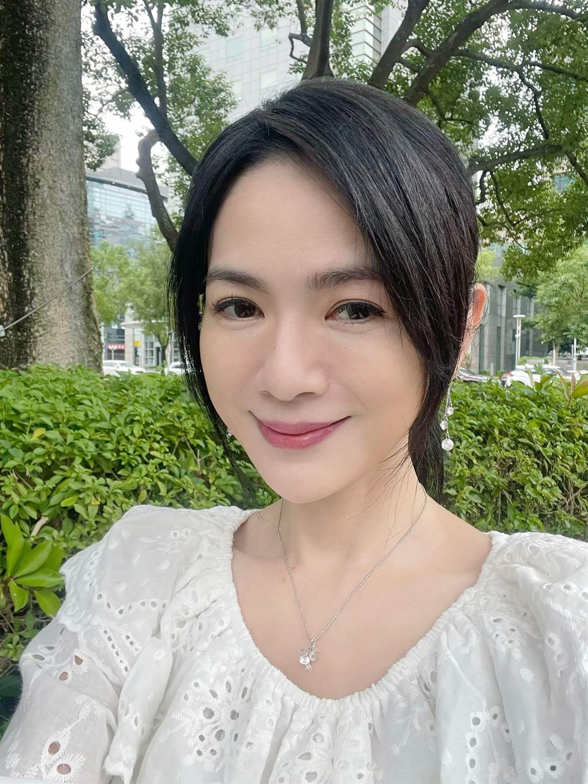 49歲星卉暴瘦剩37公斤,憂鬱症復發暫別螢幕,這次她不得不先停下來 原文圖片 2