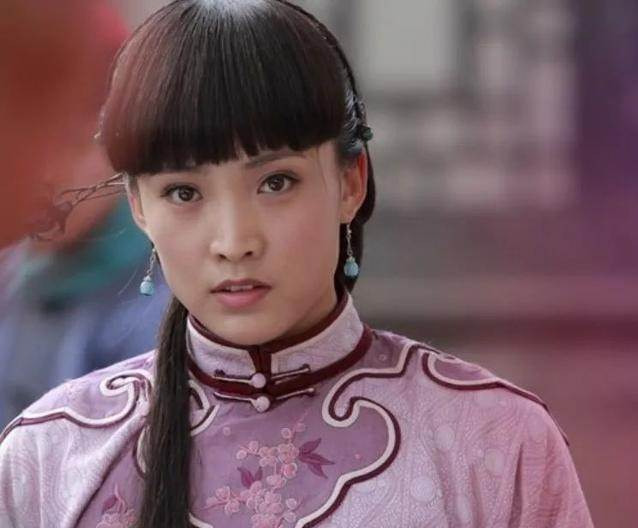 她曾被譽為楊紫瓊接班人，嫁大18歲富豪後，29歲那通電話改寫兩人結局