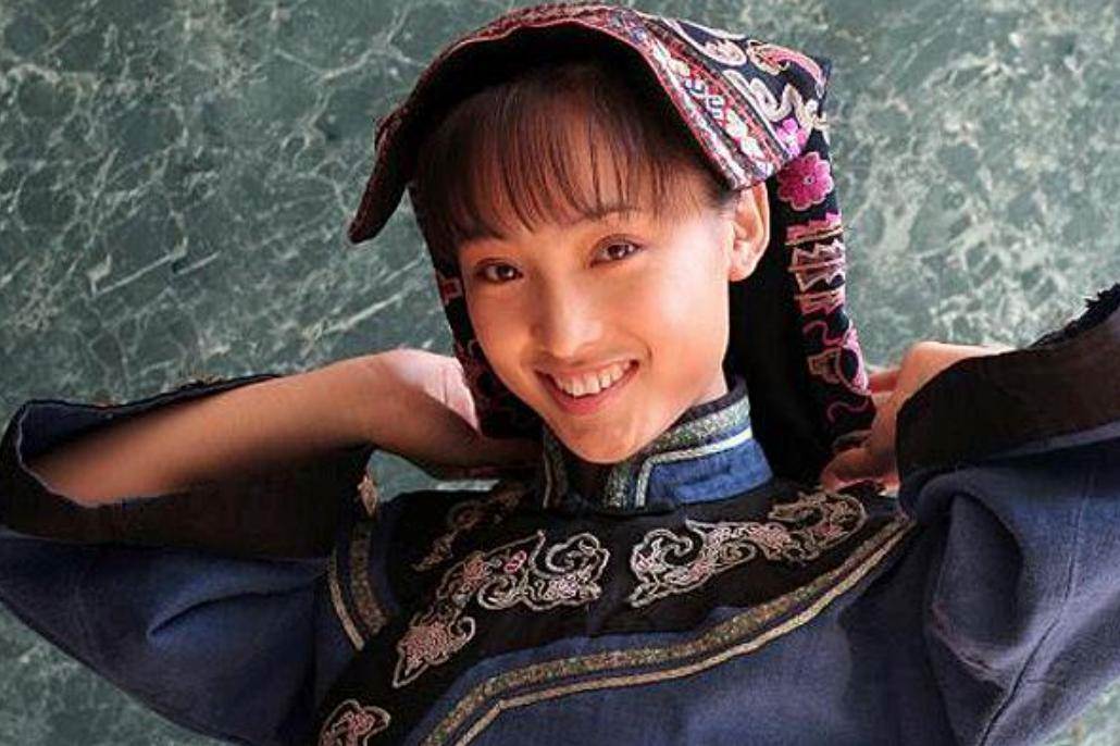 她曾被譽為楊紫瓊接班人，嫁大18歲富豪後，29歲那通電話改寫兩人結局