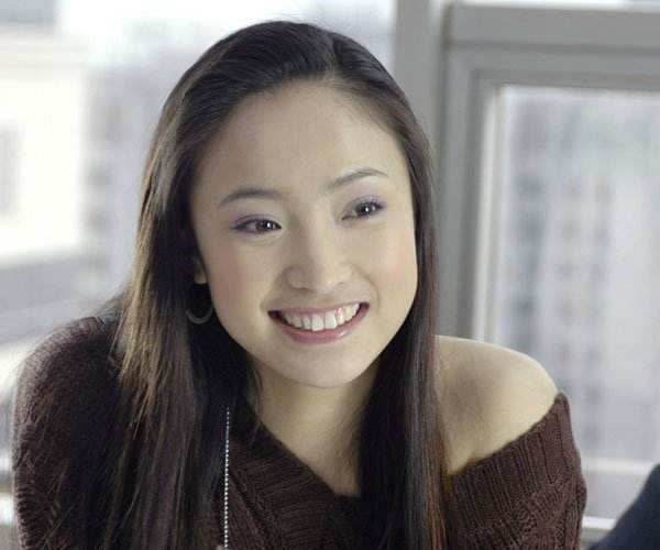 她曾被譽為楊紫瓊接班人，嫁大18歲富豪後，29歲那通電話改寫兩人結局