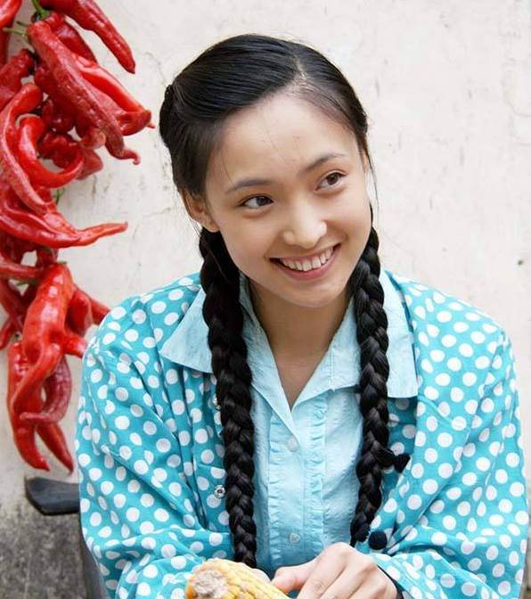 她曾被譽為楊紫瓊接班人，嫁大18歲富豪後，29歲那通電話改寫兩人結局