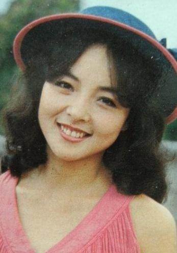 太驚人!31歲出家的瓊瑤女郎圓寂,其往生現場展現的神蹟,讓在場眾人無不感嘆!
