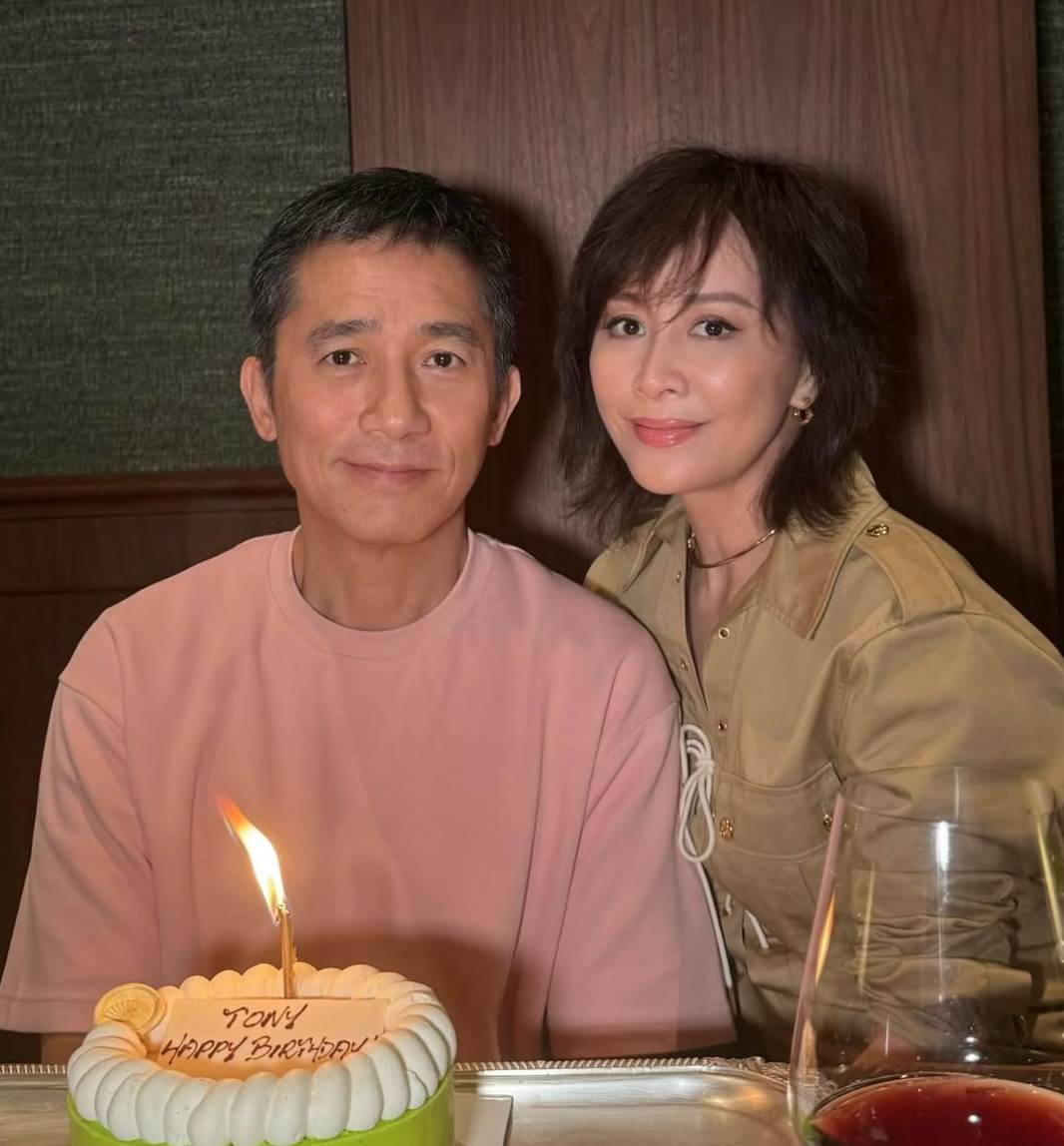 劉嘉玲談牽手40年婚姻,曝梁朝偉連燈泡都喊救命,她一句話藏著另一種辛苦