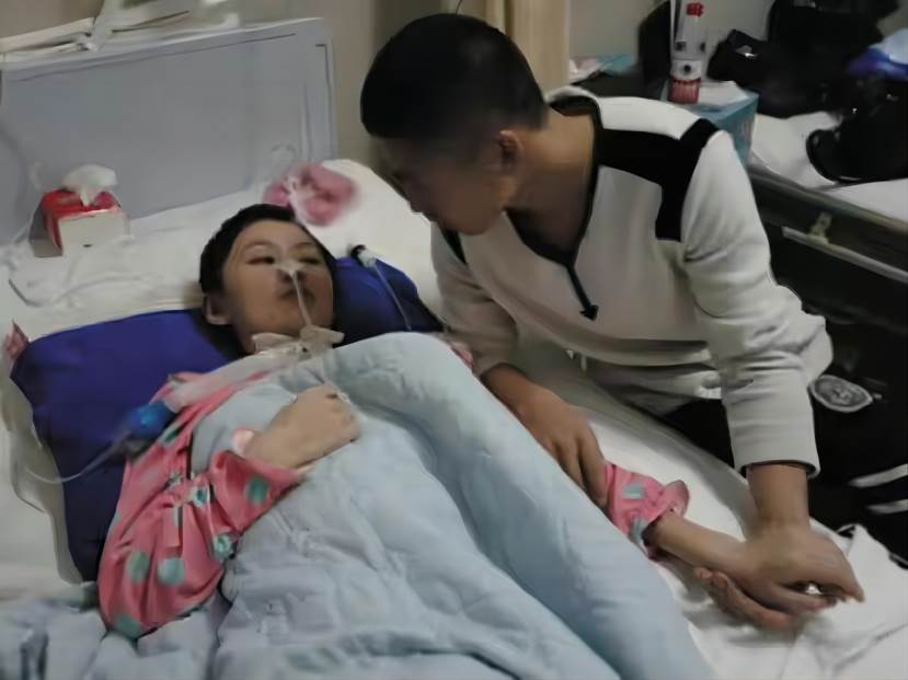 女友意外受傷成植物人!他不離不棄「賣店欠債90萬」也要救人,女友「奇蹟甦醒」後卻報警抓他