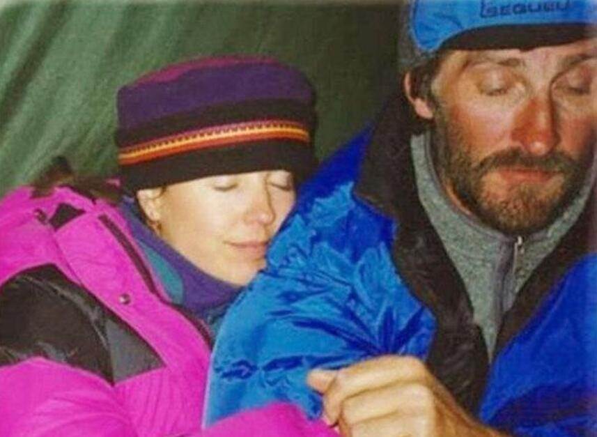 珠峰8600米「睡美人」躺了28年,登山者為何繞過她,背後原因讓人不敢想