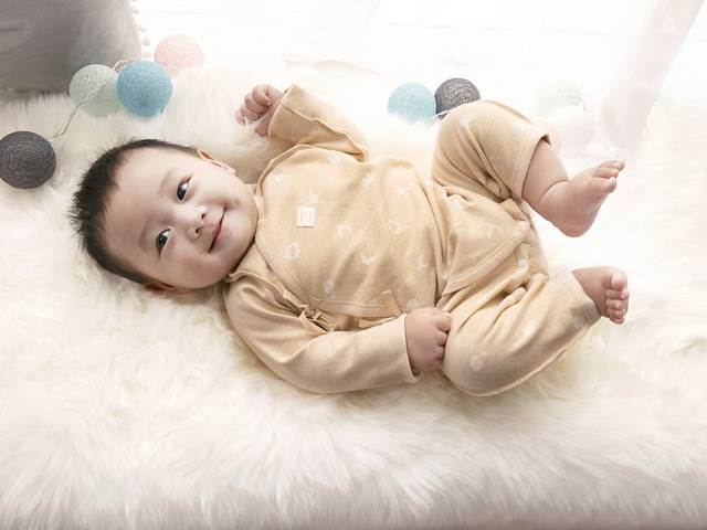 爸爸給兒子取名「鐵牛」!護士在登記時手抖「多寫一筆」 妻子不怒反喜:太有文化,不改了