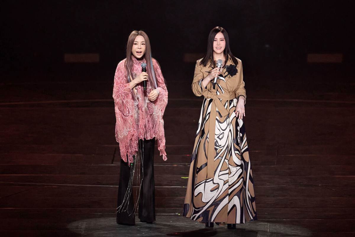 江淑娜消失10年終於現身,演唱會上淚曝姊姊病況,江蕙曾讓她晴天霹靂