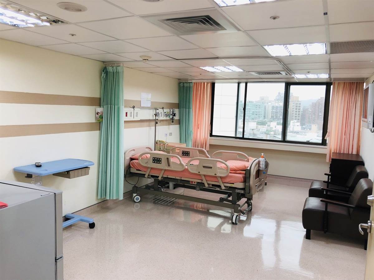 詹姆土證實罹癌、醫藥費壓力曝光,募資求助後續讓人揪心