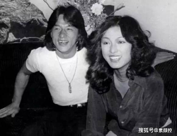 成龍曾苦追她8年！相戀26年男友癌逝她癡情不婚不生…女神罕露面「70歲神逆齡」紅到日本