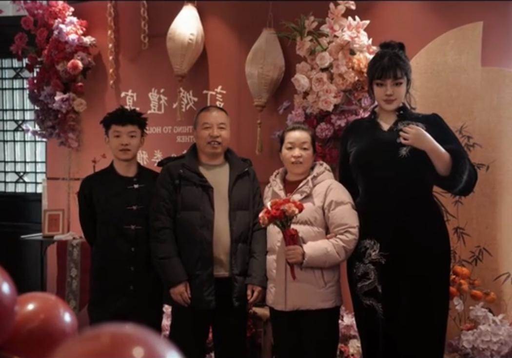 110公斤小麗愛上1.58公尺小王,從反差戀情到走進婚姻,婚後近況曝光 內文圖10